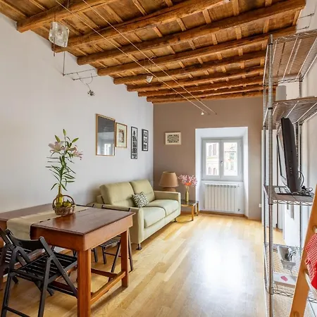Apartment Iflat Homey In Campo De'fiori
