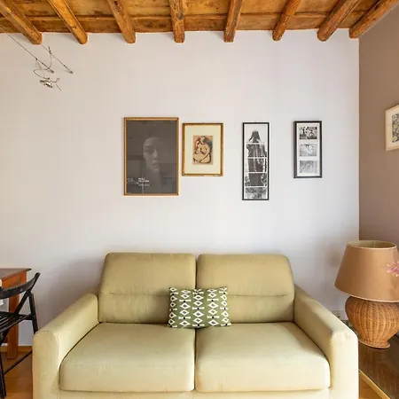 Iflat Homey In Campo De'fiori Rome